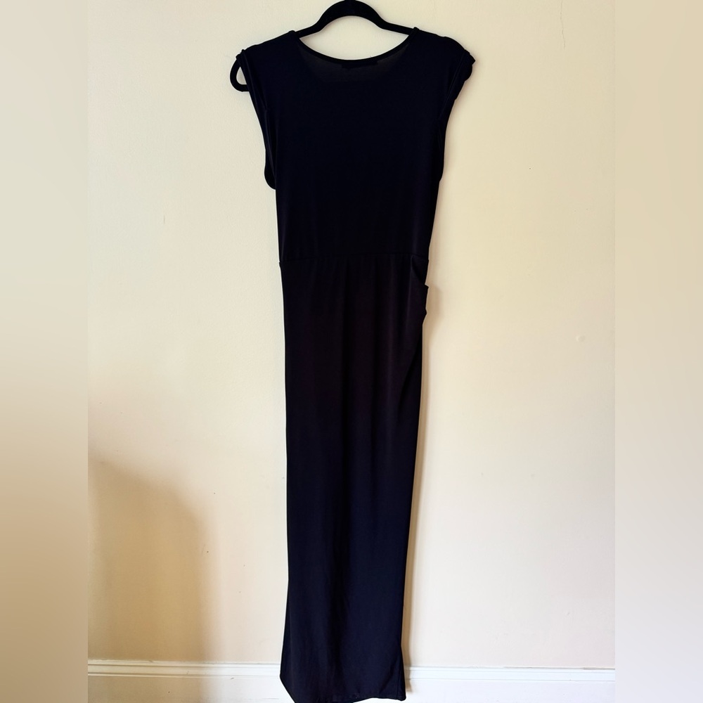 Black Plunge Neck Sleeveless Maxi Gown - Picture 2 of 4